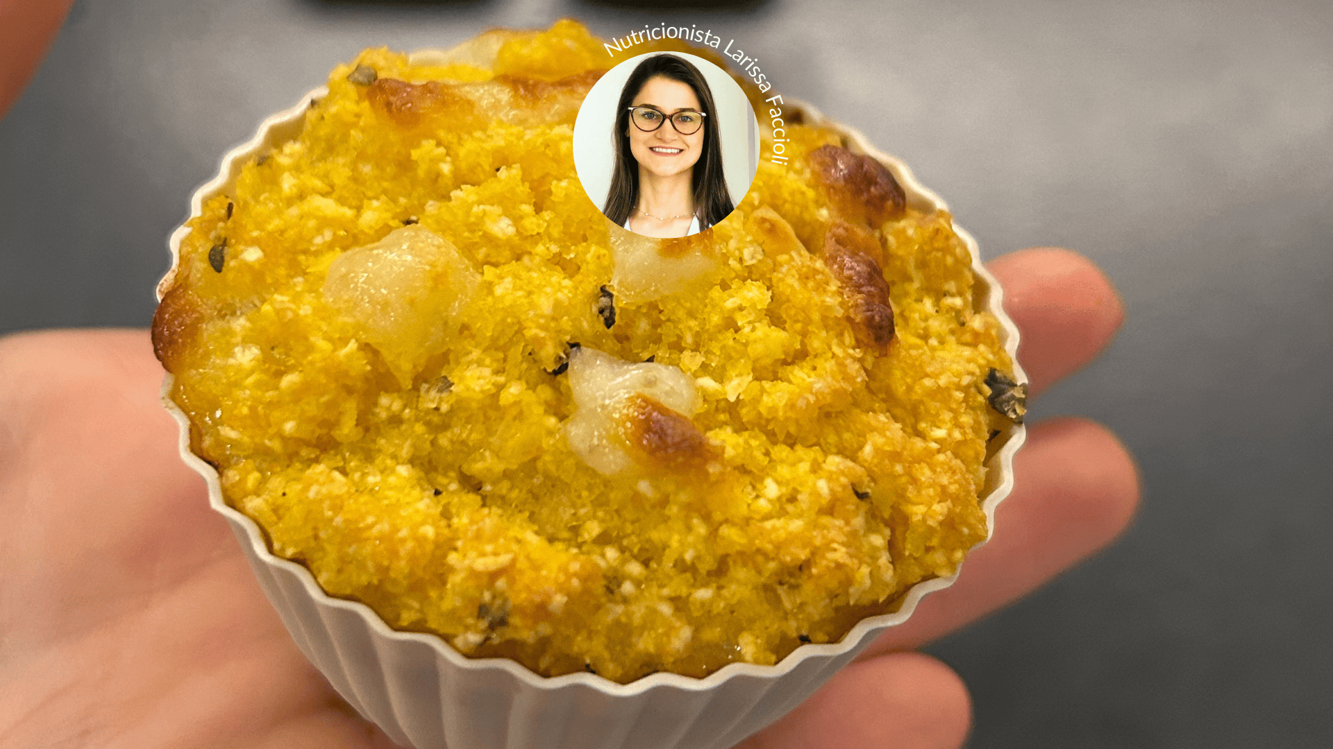 26.01.2026 - BLOG - Parceira Nutri Larissa receita de bolinho de milho com frango e muçarela
